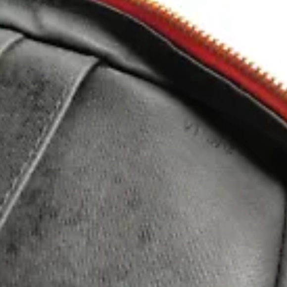 Louis Vuitton LV Hand Bag M54477 Porte Documents Voyage Red EpI made in France - Picture 8 of 8